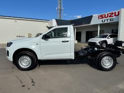 2026 ISUZU D-MAX SX