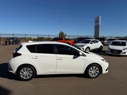 2015 Toyota Corolla ASCENT White