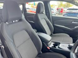 2025 Nissan
                QASHQAI ST-L