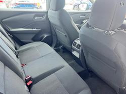 2025 Nissan
                QASHQAI ST-L