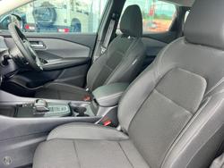 2025 Nissan
                QASHQAI ST-L