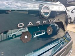 2025 Nissan
                QASHQAI ST-L