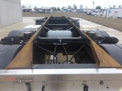 2009 WESE Skip Bin Dog Trailer