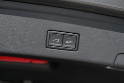 2025 Volkswagen Touareg 210TDI R-Line