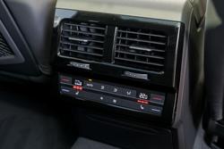 2025 Volkswagen Touareg 210TDI R-Line
