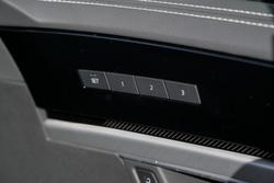 2025 Volkswagen Touareg 210TDI R-Line
