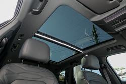 2025 Volkswagen Touareg 210TDI R-Line