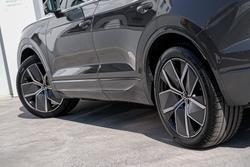2025 Volkswagen Touareg 210TDI R-Line