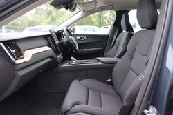 2025 Volvo XC60 Plus B5 Bright