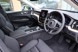 2025 Volvo XC60 Plus B5 Bright