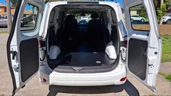 2025 LDV G10+ DIESEL AUTO BAR WHITE