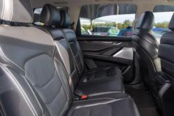 2018 LDV D90 Deluxe