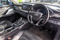 2018 LDV D90 Deluxe