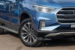 2018 LDV D90 Deluxe