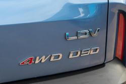 2018 LDV D90 Deluxe