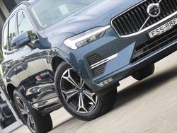 2022 Volvo XC60 B5 Momentum
