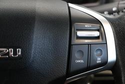 2017 Isuzu D-MAX SX