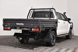 2022 Toyota Hilux SR5