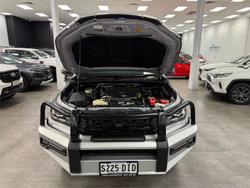 2017 Toyota Hilux SR5