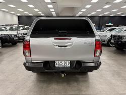 2017 Toyota Hilux SR5