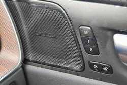 2022 Volvo XC60 Ultimate B6 Dark