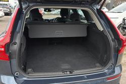 2022 Volvo XC60 Ultimate B6 Dark