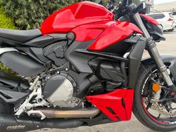 2022 DUCATI STREETFIGHTER V2 Red