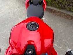 2022 DUCATI STREETFIGHTER V2 Red