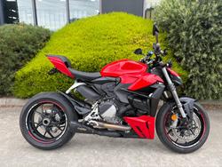 Ducati Streetfighter V2