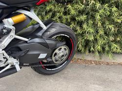 2022 DUCATI STREETFIGHTER V2 Red