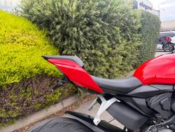 2022 DUCATI STREETFIGHTER V2 Red