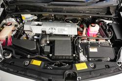 2014 Toyota Prius i-Tech