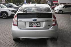 2014 Toyota Prius i-Tech