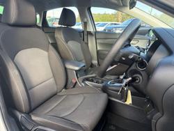 2023 Kia Cerato S