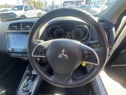 2024 Mitsubishi ASX ES
