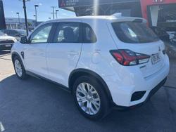 2024 Mitsubishi ASX ES
