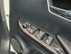 2017 Toyota Hilux SR5