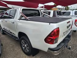 2017 Toyota Hilux SR5