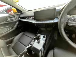 2025 MG MG5 Essence