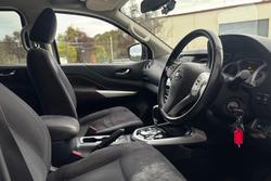 2019 Nissan Navara ST