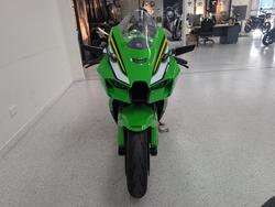 2025 Kawasaki NINJA ZX-10R Green