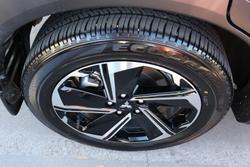 2022 Mitsubishi Eclipse Cross PHEV Exceed