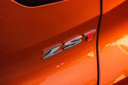 2023 MG ZST Essence