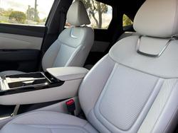2025 Hyundai Tucson Hybrid Premium