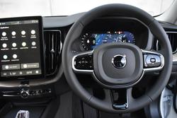 2025 Volvo XC60 Plus B5 Bright