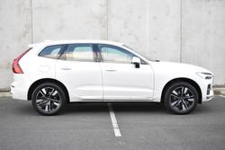 2025 Volvo XC60 Plus B5 Bright