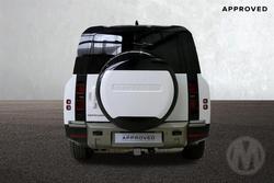 2025 Land Rover Defender 130 D350 X-Dynamic SE