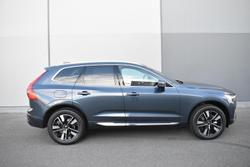 2025 Volvo XC60 Plus B5 Bright