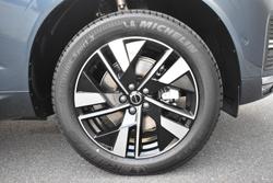 2025 Volvo XC60 Plus B5 Bright