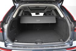 2025 Volvo XC60 Plus B5 Bright